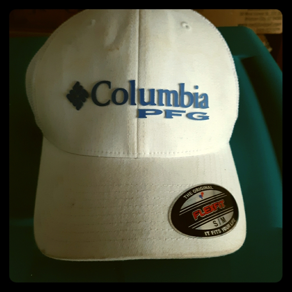 Columbia Baseball Cap/hat